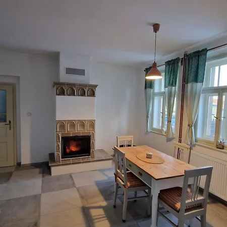 Vila Chaloupka U Lovose Velemin