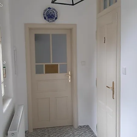 Villa Chaloupka U Lovose *