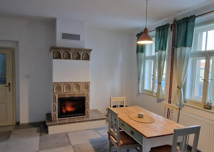 Villa Chaloupka U Lovose Velemin