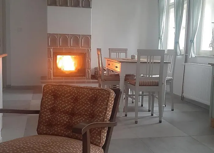 Villa Chaloupka U Lovose